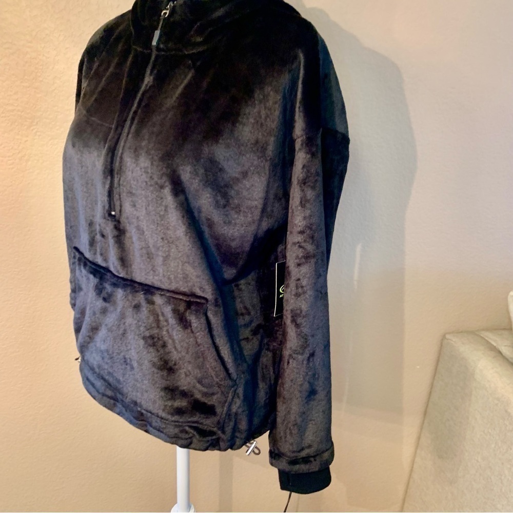 NWT Velour Hoodie Sweatshirt Medium 8/10 Black Super Soft w/ Thumbholes 1/4 Zip - Picture 6 of 16